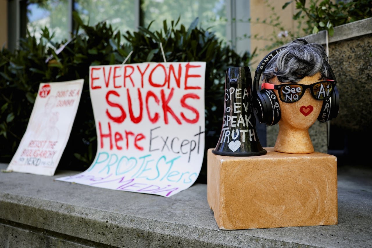 default-69 Protest signs outside a courthouse